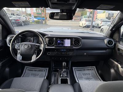 2020 Toyota Tacoma TRD Sport   - Photo 12 - El Monte, CA 91733