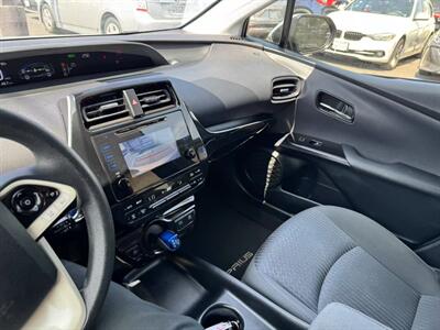 2017 Toyota Prius Two   - Photo 6 - El Monte, CA 91733