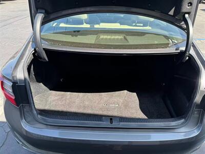 2017 Lexus ES 300h   - Photo 18 - El Monte, CA 91733