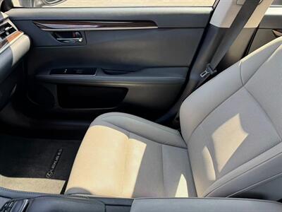 2017 Lexus ES 300h   - Photo 17 - El Monte, CA 91733