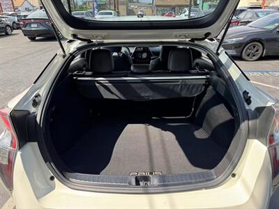 2017 Toyota Prius Four Touring   - Photo 7 - El Monte, CA 91733