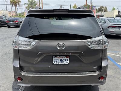 2018 Toyota Sienna SE 8-Passenger   - Photo 6 - El Monte, CA 91733
