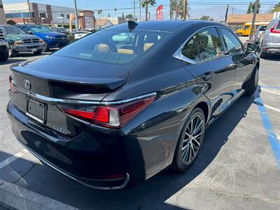 2022 Lexus ES 300h   - Photo 6 - El Monte, CA 91733