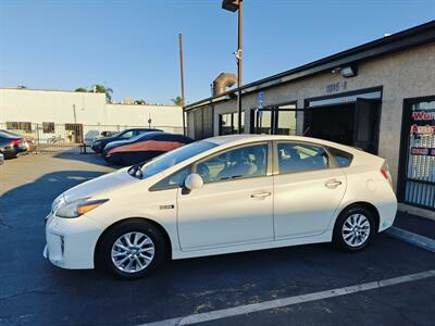 2014 Toyota Prius Plug-in Hybrid   - Photo 4 - El Monte, CA 91733