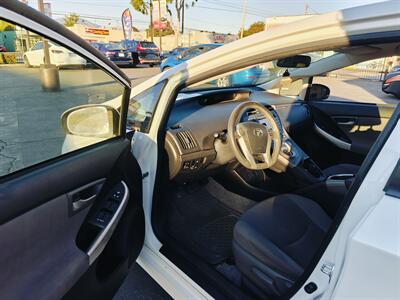 2014 Toyota Prius Plug-in Hybrid   - Photo 5 - El Monte, CA 91733