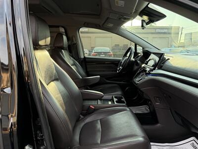 2019 Honda Odyssey Elite   - Photo 10 - El Monte, CA 91733