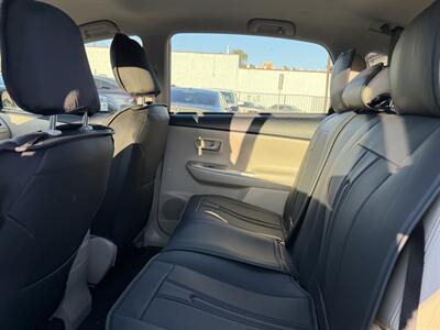 2012 Toyota Prius v Two - Photo 11 - El Monte, CA 91733