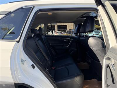 2020 Toyota RAV4 XLE Premium   - Photo 6 - El Monte, CA 91733