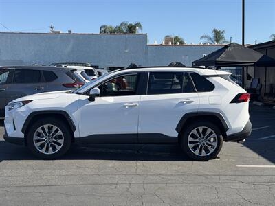2020 Toyota RAV4 XLE Premium   - Photo 20 - El Monte, CA 91733