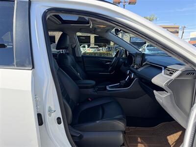 2020 Toyota RAV4 XLE Premium   - Photo 5 - El Monte, CA 91733
