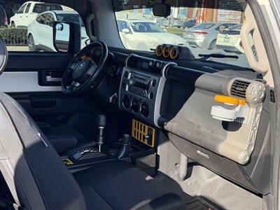 2007 Toyota FJ Cruiser   - Photo 7 - El Monte, CA 91733