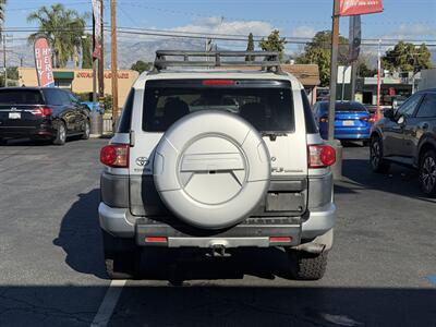 2007 Toyota FJ Cruiser   - Photo 9 - El Monte, CA 91733
