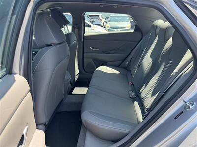 2022 Hyundai ELANTRA SEL   - Photo 10 - El Monte, CA 91733