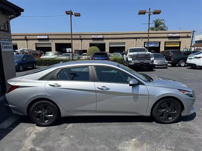 2022 Hyundai ELANTRA SEL   - Photo 4 - El Monte, CA 91733