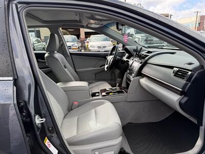 2012 Toyota Camry XLE V6   - Photo 12 - El Monte, CA 91733