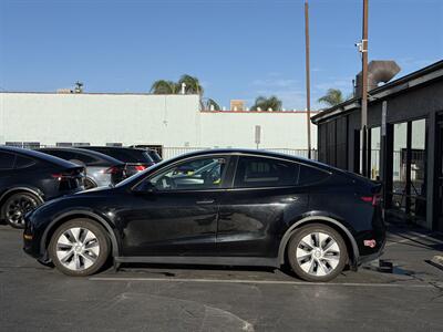 2023 Tesla Model Y Long Range - Photo 4 - El Monte, CA 91733
