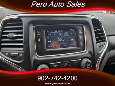 2014 Jeep Grand Cherokee Laredo   - Photo 8 - Hebron, NS B5A 5H9