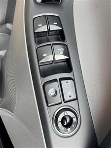 2014 Hyundai ELANTRA SE   - Photo 22 - Saskatoon, SK S7L 1B2