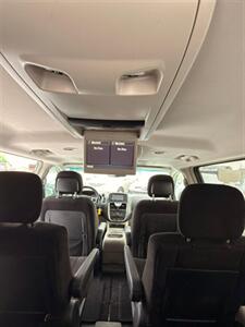 2013 Chrysler Town and Country Touring - Photo 11 - Saskatoon, SK S7L 1B2