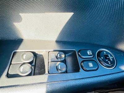 2011 Hyundai ELANTRA Touring GLS   - Photo 25 - Saskatoon, SK S7L 1B2