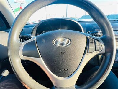 2011 Hyundai ELANTRA Touring GLS   - Photo 23 - Saskatoon, SK S7L 1B2
