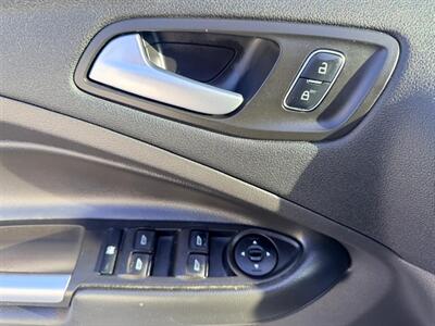 2017 Ford Escape SE   - Photo 16 - Saskatoon, SK S7L 1B2