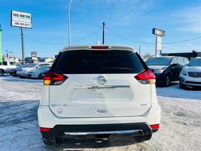 2018 Nissan Rogue S   - Photo 5 - Saskatoon, SK S7L 1B2