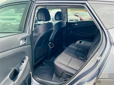 2017 Hyundai TUCSON 2.0L Premium - Photo 11 - Saskatoon, SK S7L 1B2