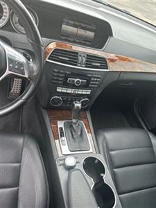 2013 Mercedes-Benz C 350   - Photo 12 - Austin, TX 78753