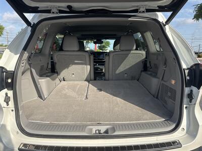 2017 Toyota Highlander Limited   - Photo 9 - Austin, TX 78753