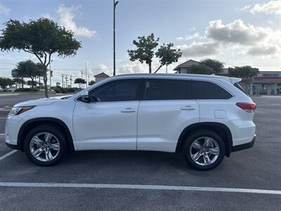 2017 Toyota Highlander Limited   - Photo 8 - Austin, TX 78753