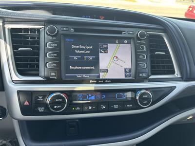 2017 Toyota Highlander Limited   - Photo 16 - Austin, TX 78753