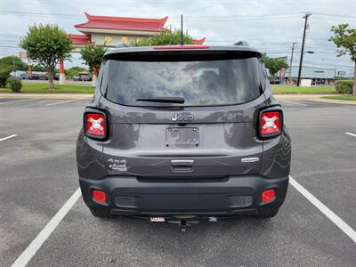 2018 Jeep Renegade Latitude   - Photo 6 - Austin, TX 78753