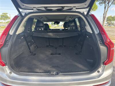 2022 Volvo XC90 T6 Momentum 7-Passenger   - Photo 9 - Austin, TX 78753