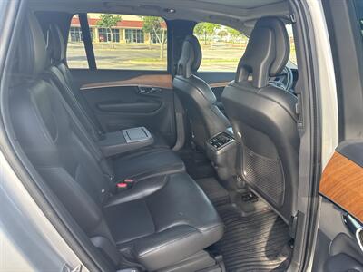 2022 Volvo XC90 T6 Momentum 7-Passenger   - Photo 11 - Austin, TX 78753