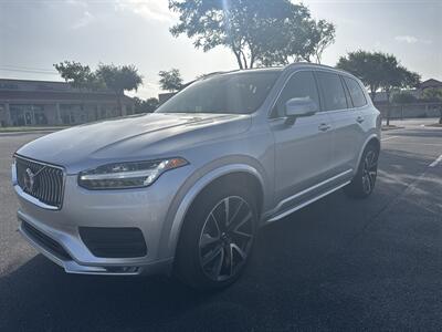 2022 Volvo XC90 T6 Momentum 7-Passenger   - Photo 1 - Austin, TX 78753