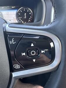 2022 Volvo XC90 T6 Momentum 7-Passenger   - Photo 17 - Austin, TX 78753