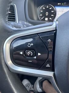 2022 Volvo XC90 T6 Momentum 7-Passenger   - Photo 18 - Austin, TX 78753