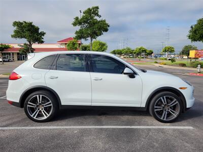 2014 Porsche Cayenne Platinum   - Photo 4 - Austin, TX 78753