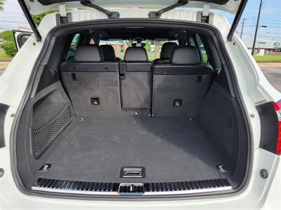 2014 Porsche Cayenne Platinum   - Photo 9 - Austin, TX 78753