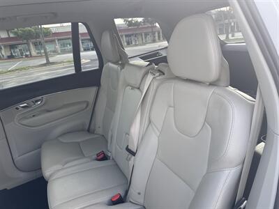 2020 Volvo XC90 T6 Momentum 7-Passenger   - Photo 11 - Austin, TX 78753