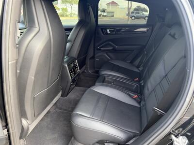 2020 Porsche Cayenne S Coupe   - Photo 10 - Austin, TX 78753