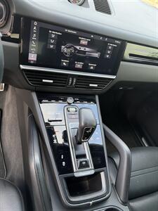 2020 Porsche Cayenne S Coupe   - Photo 16 - Austin, TX 78753