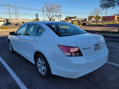 2009 Honda Accord LX-P   - Photo 7 - Austin, TX 78753