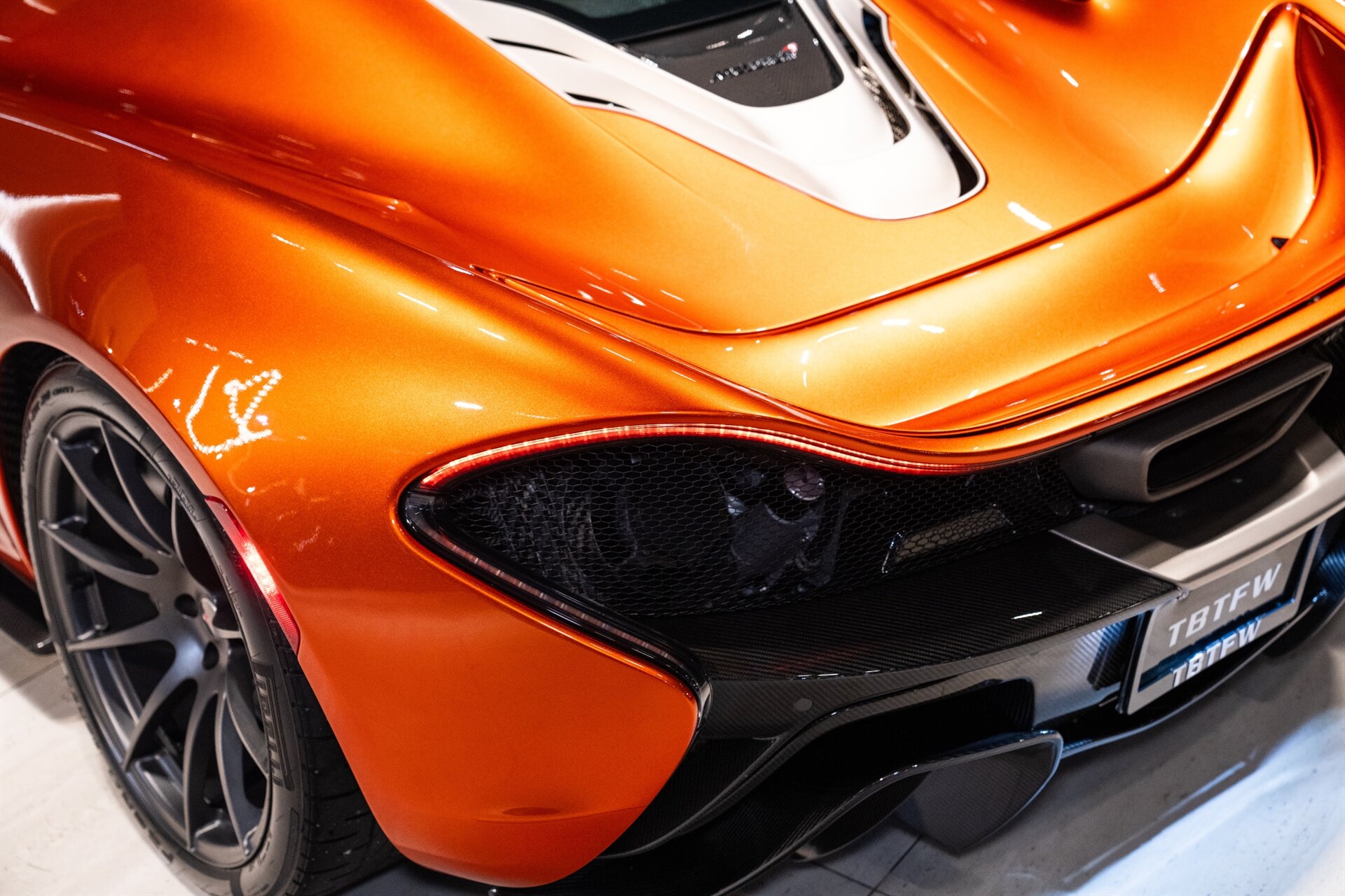 2014 McLaren P1 - Photo 20