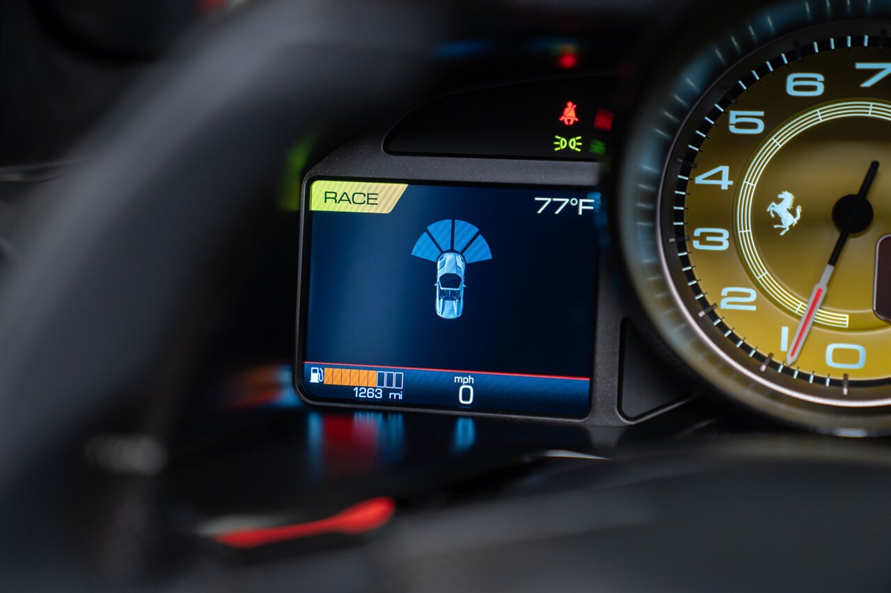 2023 Ferrari 812 GTS - Photo 34 - Beverly Hills, CA 90212