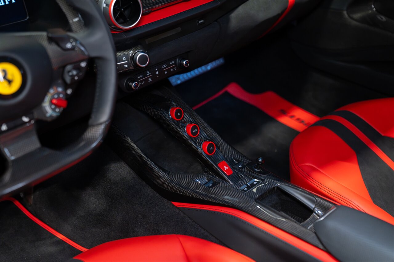 2023 Ferrari 812 GTS - Photo 9 - Beverly Hills, CA 90212