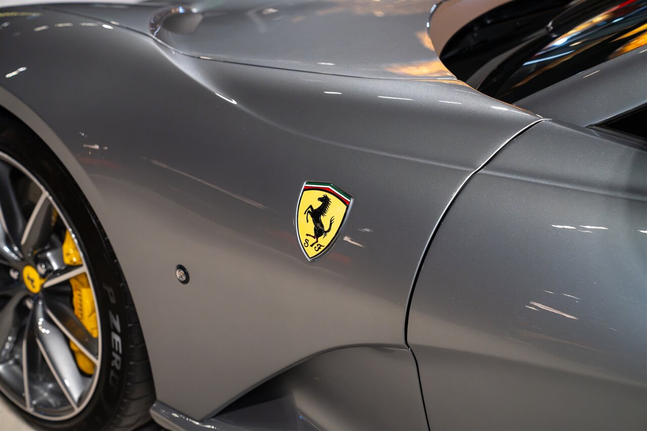 2023 Ferrari 812 GTS - Photo 13 - Beverly Hills, CA 90212