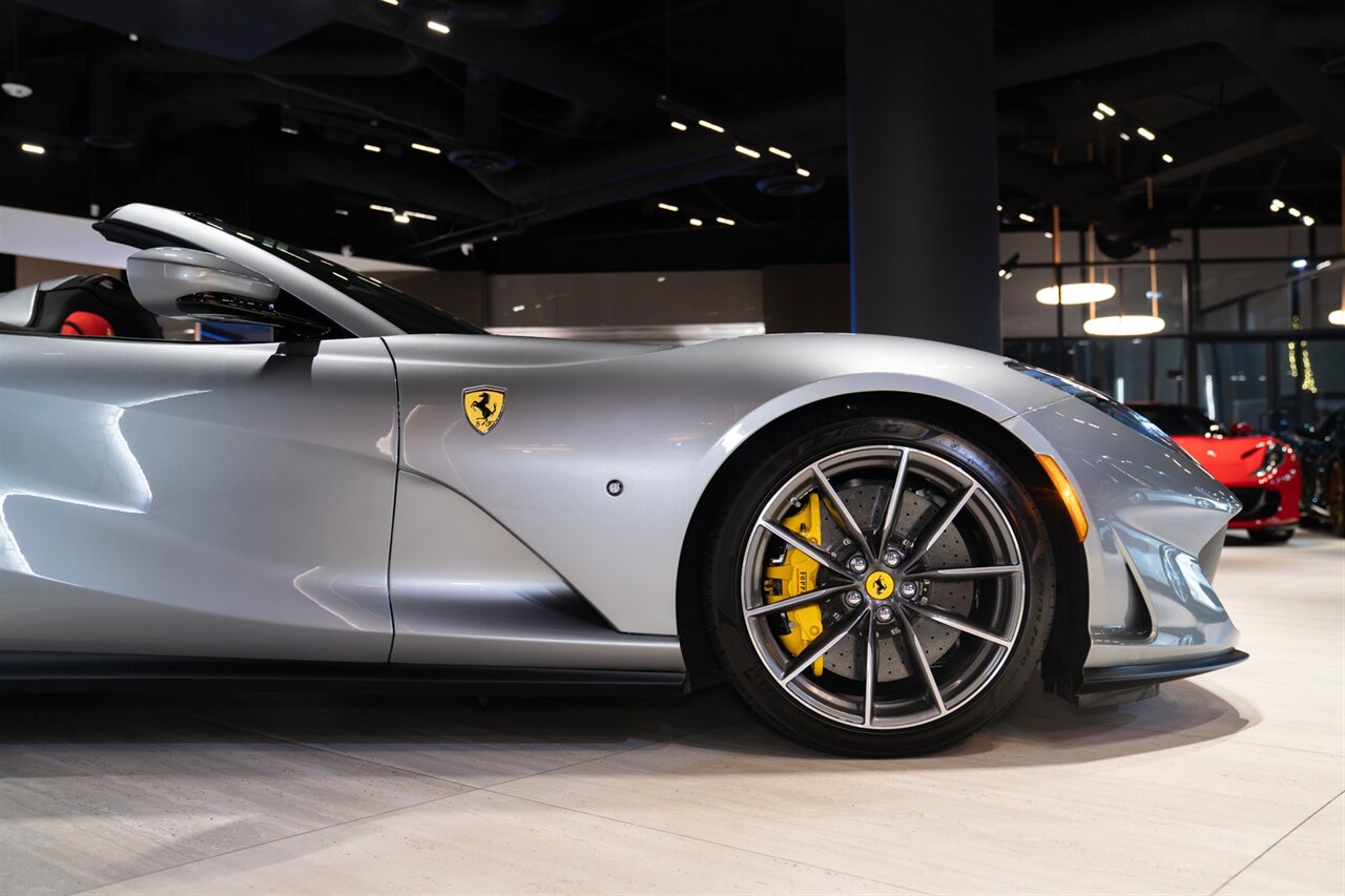 2023 Ferrari 812 GTS - Photo 20 - Beverly Hills, CA 90212