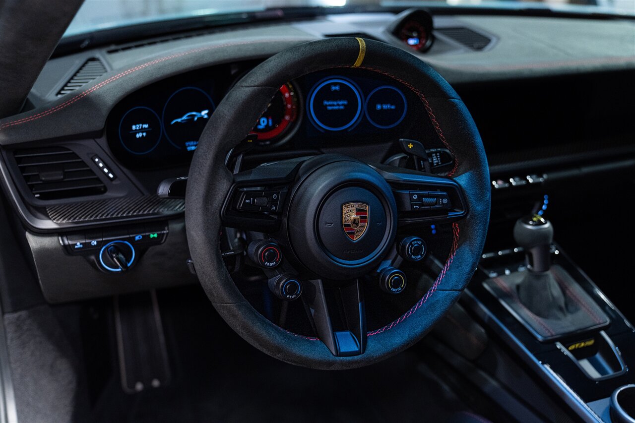 2024 Porsche 911 GT3 RS   - Photo 8 - Beverly Hills, CA 90212